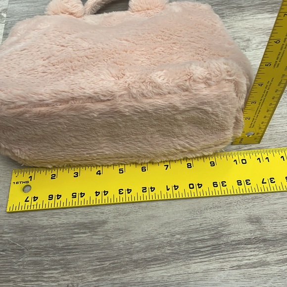 Kendall & Kylie Light Pink Faux Fur Double Strap Shoulder Bag Approx 10" X 7" - Picture 9 of 14